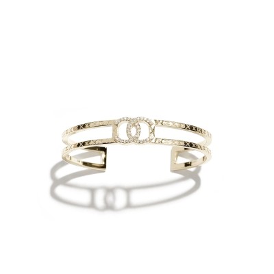 CHANEL CUFF BRACELET ABF258